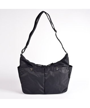 Y'SACCS ダブルホックポケットショルダー　Mサイズ ブラック