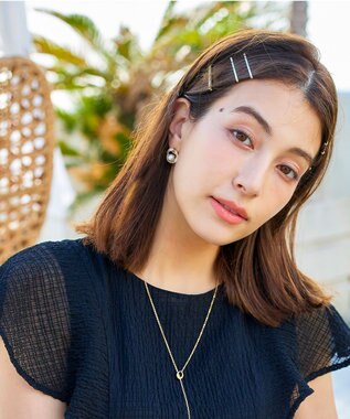 Tiaclasse 【金属アレルギー対応】パール＋ウェーブサークルピアス ゴールド