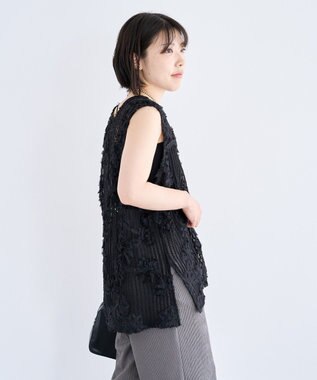 Green Parks テープ刺繍レースベスト Black