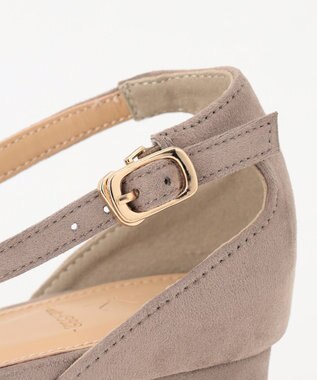 組曲 フリンジチャンキーヒールサンダル ベージュ系