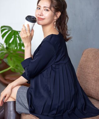 Tiaclasse 【洗える・スマート裏起毛】バックプリーツチュニックブラウス ネイビー