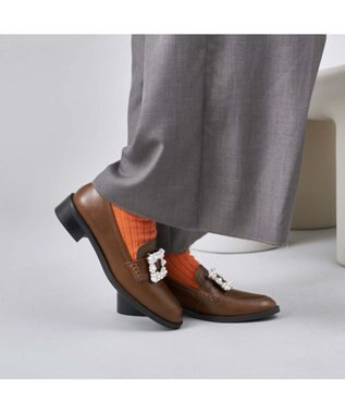 MODE ET JACOMO <carino>ビジューバックルローファー カーキ