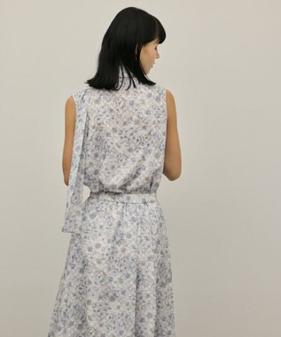 GRACE CONTINENTAL シアーフラワープリントジャガードブラウス グレー