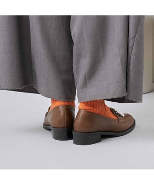 MODE ET JACOMO <carino>ビジューバックルローファー カーキ