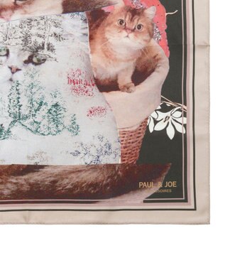 MOONBAT 【WEB限定】PAUL & JOE ACCESSOIRES シルクツイル キャットコラージュスカーフ 58×58cm Collage(ベージュ)