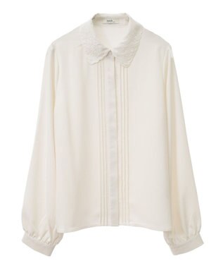 earth music&ecology 刺繍襟ブラウス Off White