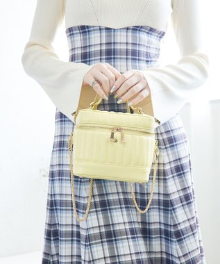 style code 【MERCURYDUO/マーキュリーデュオ】ストライプキルティング　バニティミニショルダーバッグ イエロー