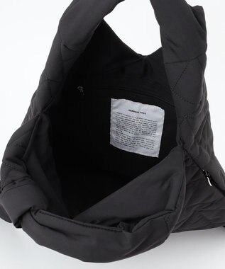 LA BAGAGERIE 【maison vert】 【超軽量！】キルティングトライアングルトートバッグ ブラック