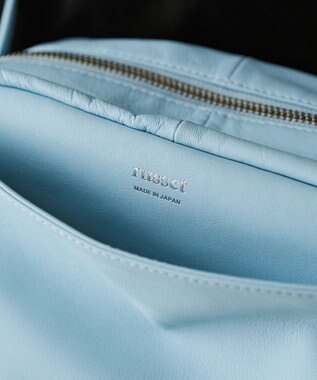 russet kuubo ボックストートバッグ(CE-1633) Sax