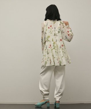 GRACE CONTINENTAL ボタニカルプリントチュニックトップ キナリ
