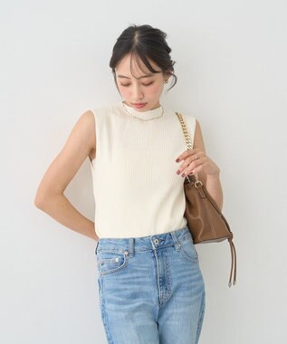 earth music&ecology ランダムリブボトルネックノースリーブニット Ivory