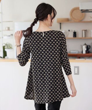 Tiaclasse 【洗える】花柄カットレースフレアトップス ブラック×ベージュ