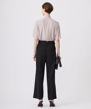 ICB L 【接触冷感・UVケア・速乾・洗える】BackSatinAmunzen 5分袖Vネックボウタイブラウス ヘイズピンク系