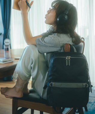 ACE BAGS & LUGGAGE W&.Day/Night リッカノーツ スクエアリュック A4サイズ 13.3インチPC収納 19161 ダブルアンドデイナイト ネイビー