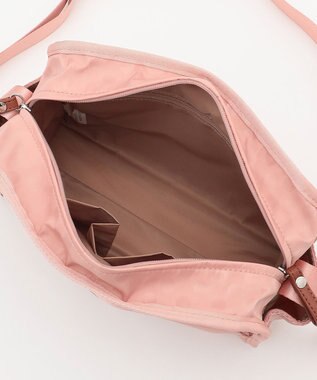 Y'SACCS 撥水ナイロンテープデザインスクエアショルダーバッグ ピンクベージュ