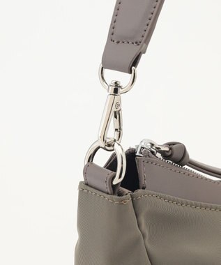 Y'SACCS ツイルナイロン　カーブショルダー　Sサイズ グレージュ