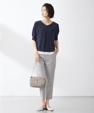 J.PRESS LADIES L 【WEB限定カラーあり・セットアップ対応・洗える・撥水・防汚】コットンFITTYシャーク テーパード パンツ ベージュ系