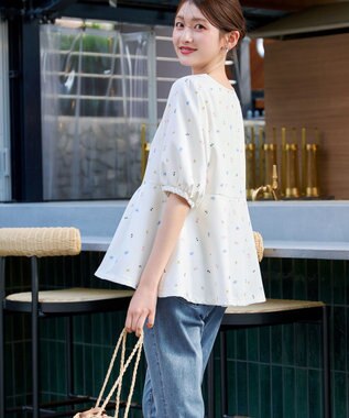 Tiaclasse 花柄プリントカットソーチュニック アイボリー