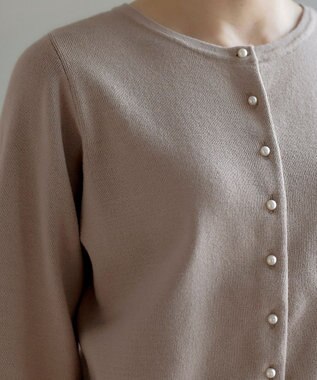 Tiaclasse 【洗える】パールボタンニットカーデ モカ