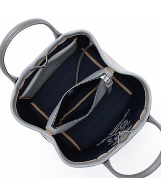 A.D.M.J. 【魔法の様に軽い】NEWマジックライトステッチ刺しゅうトートM グリス