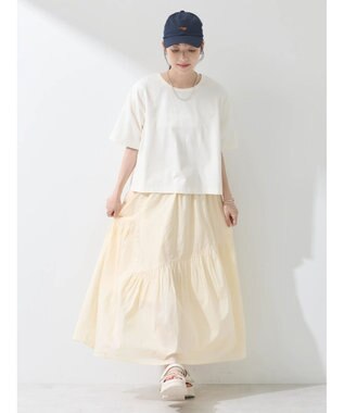 earth music&ecology バックタッククロップドＴ Off White