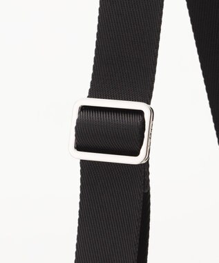 Y'SACCS ストリームラインポシェット ダークグレー