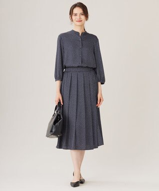 自由区 L 【カタログ掲載・セットアップ対応・洗える】サテンアムンゼンバンドカラー ブラウス ネイビー系