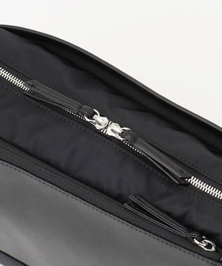 Y'SACCS ナイロン×リサイクルレザー　コンビマルチショルダー ブラック