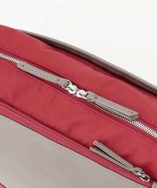 Y'SACCS ナイロン×リサイクルレザー　コンビマルチショルダー ワイン