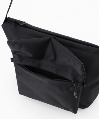 Y'SACCS 【DRY Pack】防水フラップスクエアショルダー ブラック