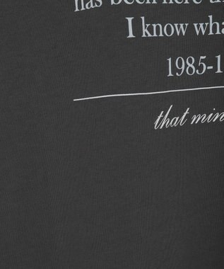 earth music&ecology 【綿100】アソートグラフィックロンＴＥＥ Charcoal Gray