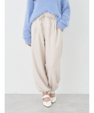 earth music&ecology 裾ドロストパラシュートパンツ Off White