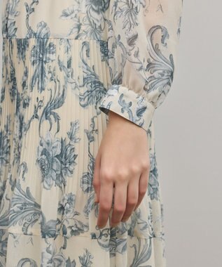 GRACE CONTINENTAL フラワープリントプリーツワンピース ベージュ