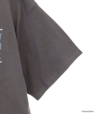 earth music&ecology Ｆｉｎｄｉｎｇ　Ｎｅｍｏ／シリコンプリントＴシャツ Charcoal Gray