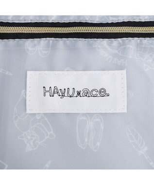 ACE BAGS & LUGGAGE HAyU × ace. トラベルポーチ Lサイズ 猫柄 17823 アイボリー