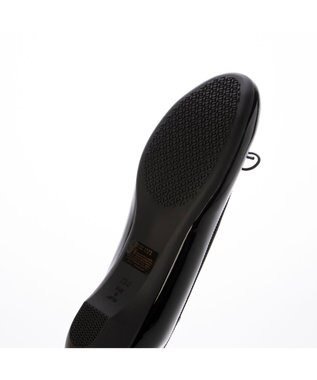 ing <Pitti>【WEB限定】ラウンドトゥレインバレエシューズ ブラックエナメル