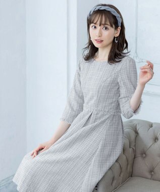 Tiaclasse 絶妙なMIXカラーのツイード素材で存在感溢れるタックワンピース グレー