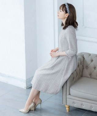 Tiaclasse 絶妙なMIXカラーのツイード素材で存在感溢れるタックワンピース グレー
