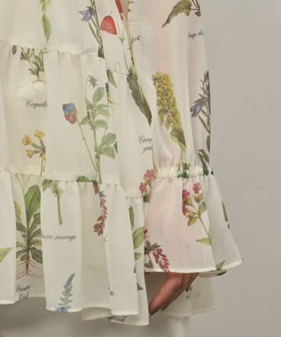 GRACE CONTINENTAL ボタニカルプリントチュニックトップ キナリ