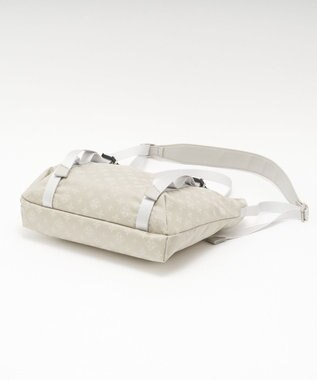 russet ナイロンジャガードメタルバックルショルダーバッグ M(CE-1671) Ecru