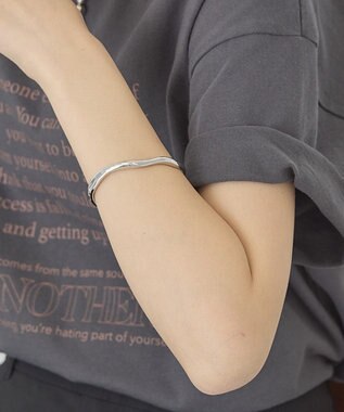 AMERICAN HOLIC ニュアンスメタルバングル Silver