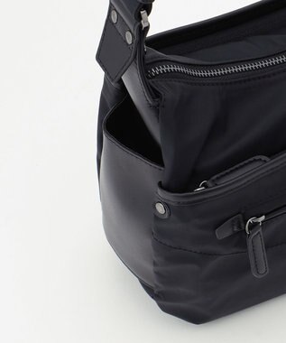 Y'SACCS 【ムック本掲載】【ナイロンタフタ×リサイクルレザー】デイリーショルダー　Sサイズ ブラック