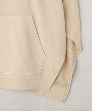 earth music&ecology ピグメントカンガルーポケットプルオーバー Beige
