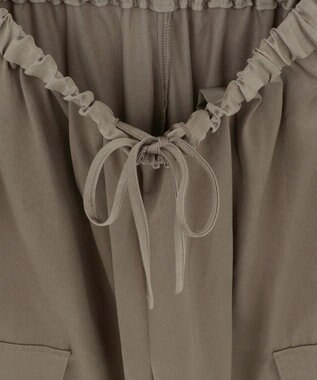 Green Parks サテンカーゴパンツ Mocha