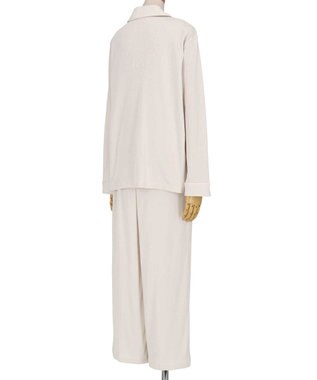 une nana cool 【綿100％】フライスパジャマ　ＭＡＤＥ　ＷＩＴＨ　ＬＩＢＥＲＴＹ　ＦＡＢＲＩＣ IV