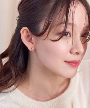 Phoebe 【金属アレルギー対応】【痛くないシリーズ】ランダムプチベゼルストーンライトフィットイヤリング　シャンパンゴールド シャンパンゴールド