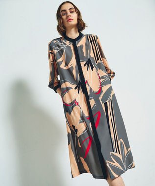 GRACE CONTINENTAL キカラインフラワーワンピース グレー