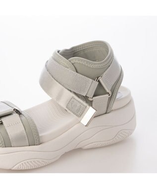 ing <ing>厚底スポーツサンダル ライトブルー