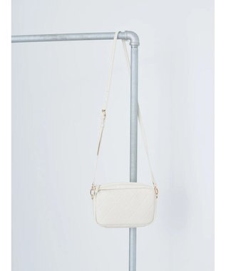 earth music&ecology キルティングショルダーバッグ