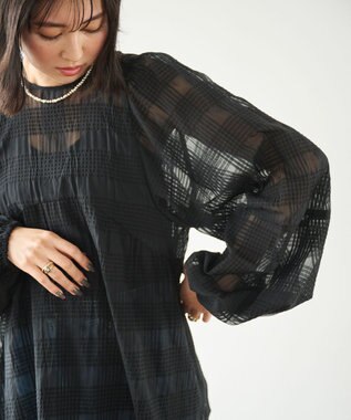 #Newans シアーチェックボリュームブラウス ブラック